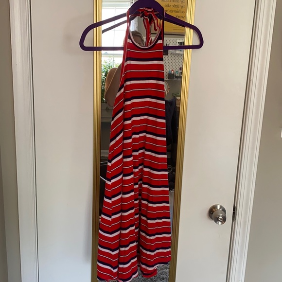 Dress - Picture 1 of 3